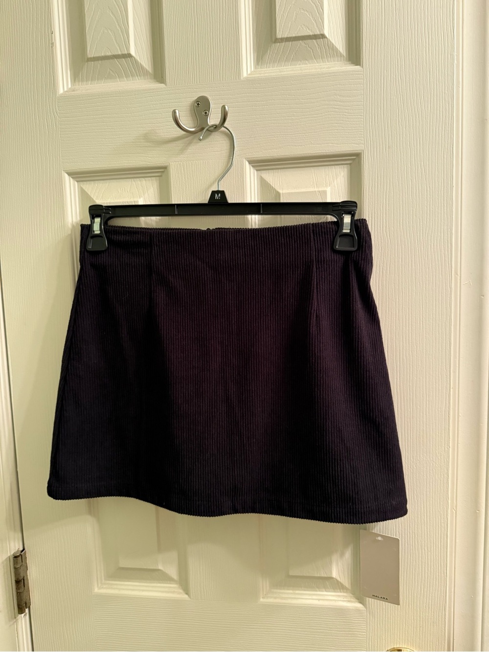 HALARA Black Corduroy Rib Mini Skirt
